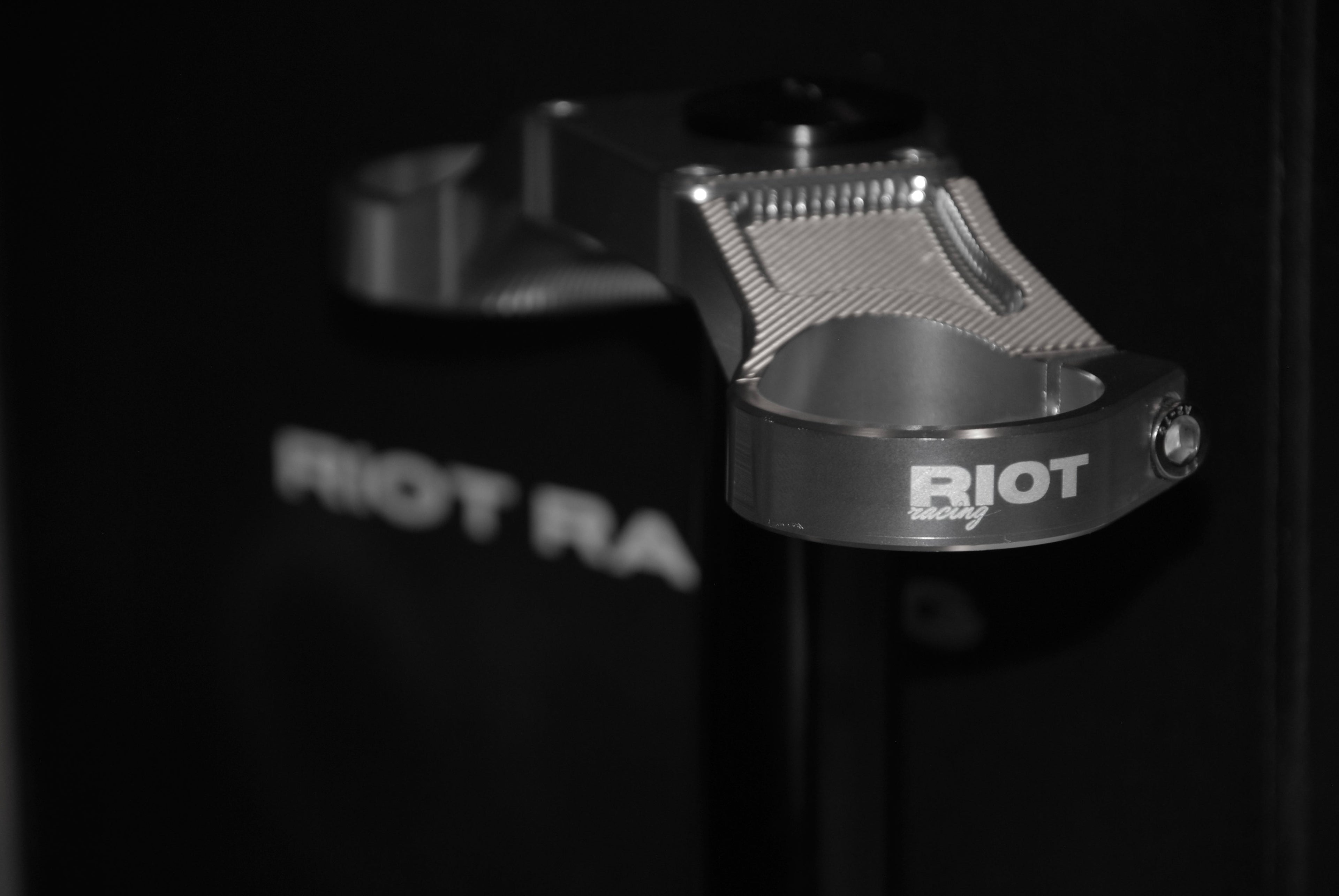 Holiday DISCOUNT Riot Drop Crown (STOCK SURRON LBX FORKS)